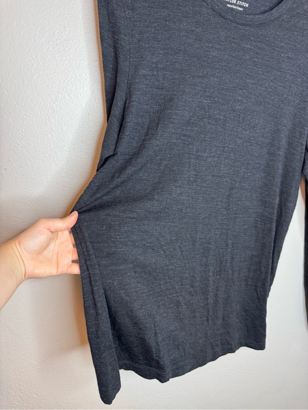 Taylor Stitch Merino Long Sleeve Tee Shirt Heather Black Mens 42 Base Layer - Picture 5 of 8